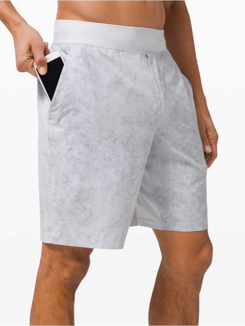 Lululemon T.H.E. Short 9” Linerless Gravel Dust Alpine White Multi, Size Large